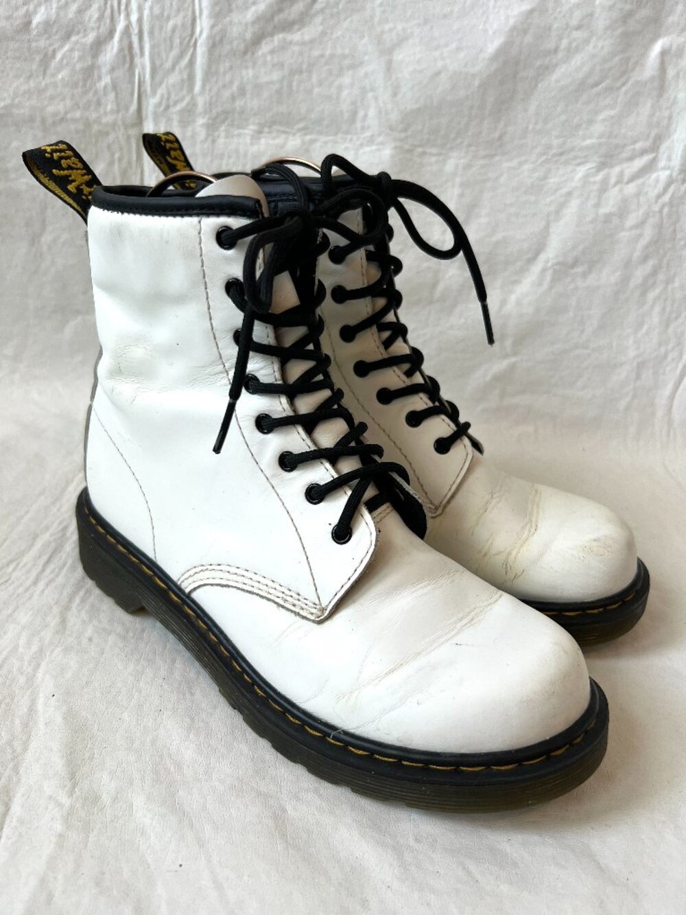 Dr Martens boots 1460 Youth womens 6 white smooth leather lace up combat docs